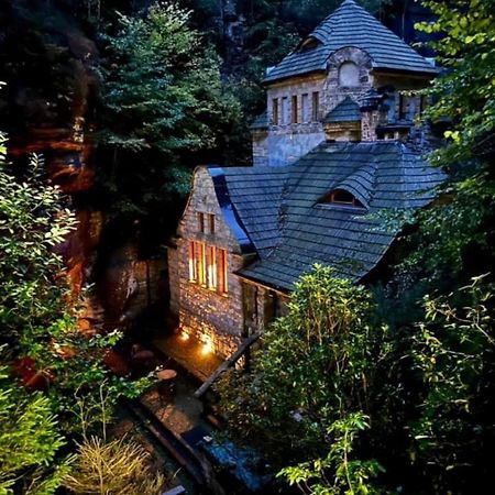Hotel Stara Plynarna à Hřensko Extérieur photo