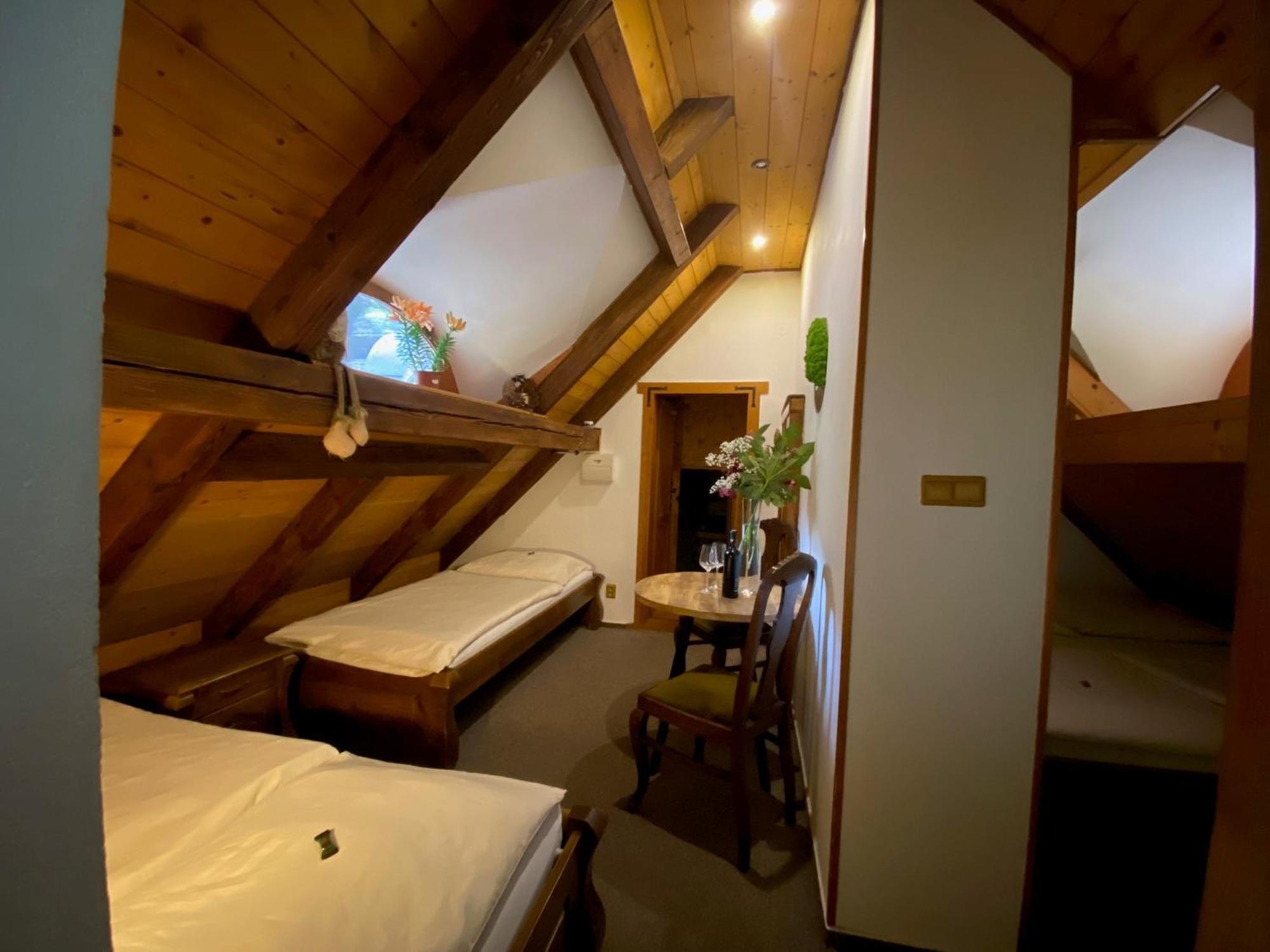 Hotel Stara Plynarna à Hřensko Extérieur photo
