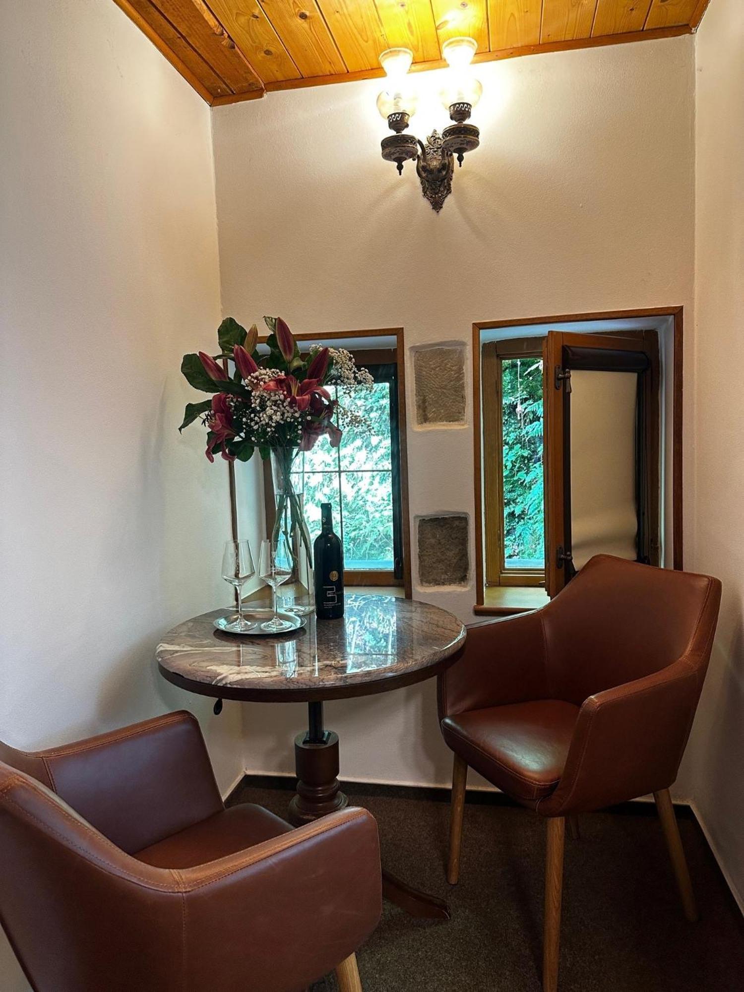 Hotel Stara Plynarna à Hřensko Extérieur photo