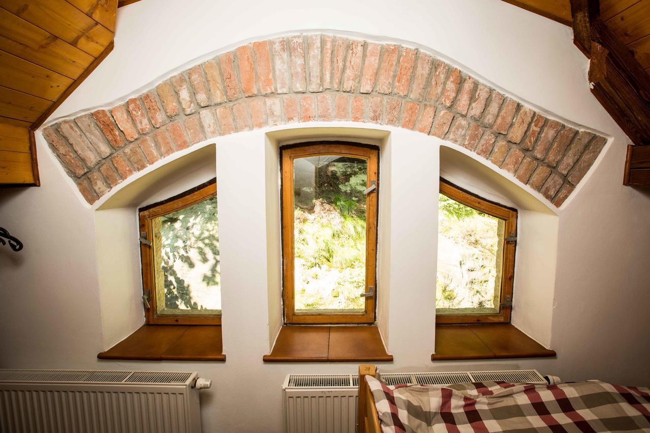 Hotel Stara Plynarna à Hřensko Extérieur photo